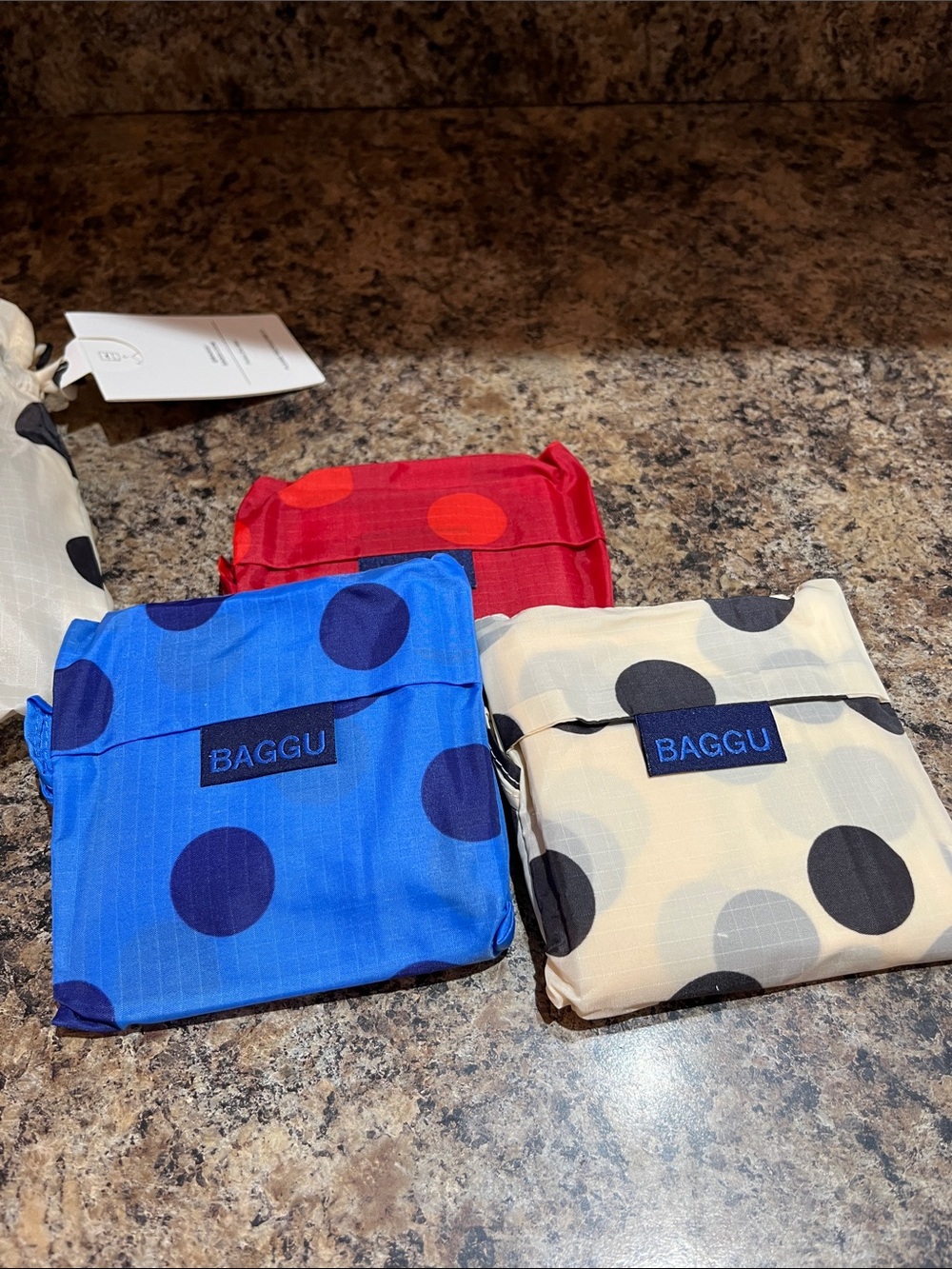 BAGGU Standard Three Bag Set In Polka Dot Mix - Picture 7 of 7